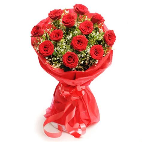 The FloralMart® Fresh Flower Bouquet of 15 Red Roses in Paper Wrapping ...