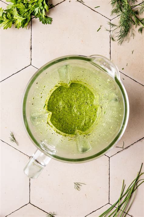 DAIRY-FREE GREEN GODDESS RANCH SALAD DRESSING