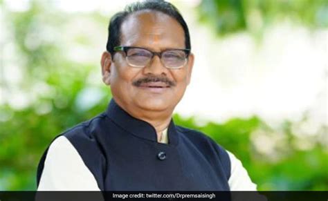 Minister quotes lines from 'Madhushala', speaks on liquor's power to ...