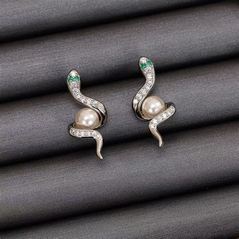 Twilight Serpent Studs JLT13227