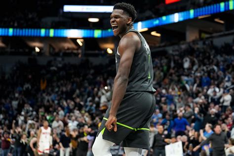 Minnesota Timberwolves' Anthony Edwards Dominates in Win Over Houston ...