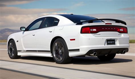 2014 Dodge Charger SRT | Top Speed