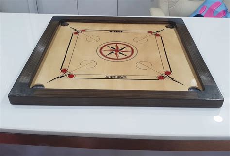Carrom Board - Professional Carrom Board Manufacturer from New Delhi