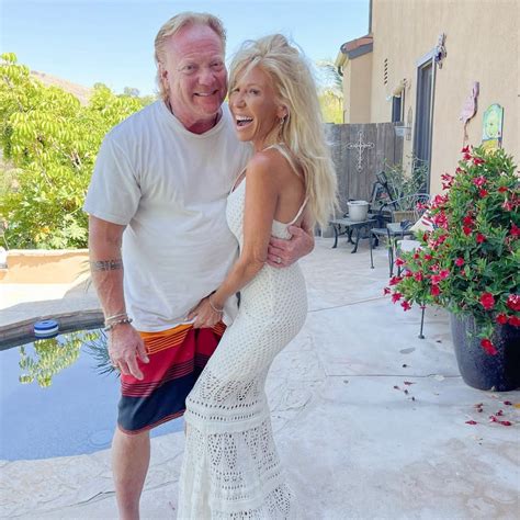 Beloved Simi Valley woman murdered in driveway with doctor husband laid ...