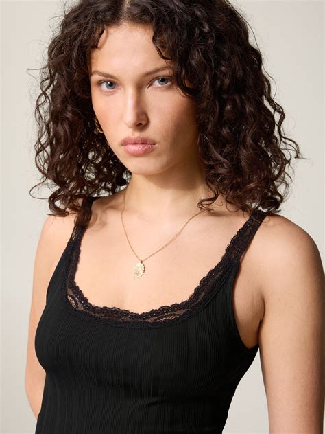 Tops for Women | Explore Rouje’s Selection