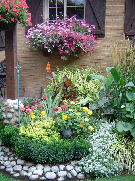 Example Of Flower Beds at Jake Spragg blog