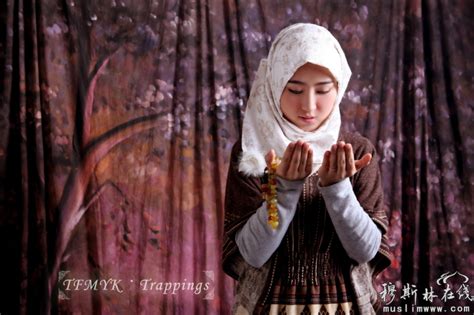 快乐的穆斯林女孩 库存照片. 图片 包括有 伊斯兰, 种族, 文化, 东部, 中间, 逗人喜爱, 马来西亚 - 178532702