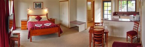 MARSDEN COURT APARTMENTS (Strahan, Tasmania) - Apartment Reviews ...