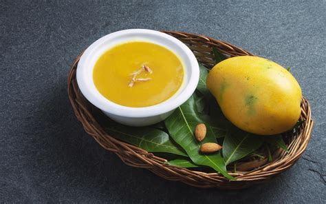 Tackle The Sweltering Summer Heat & Indulge In These 6 Chilled Sweet ...