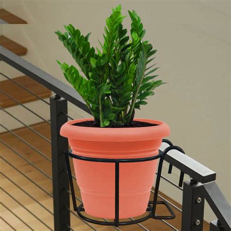 TrustBasket Round-Planter-Railing-Hanger