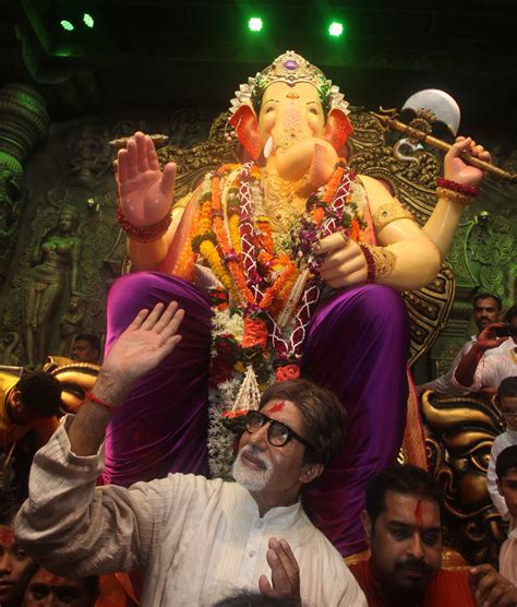 Lalbaugcha Raja 2018: Darshan timings, photos, queues and everything ...