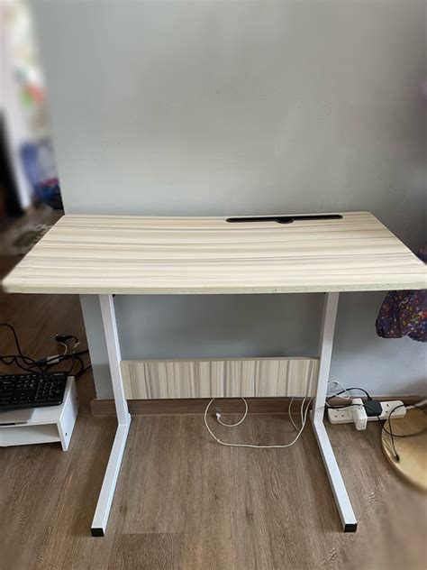 Computer Study Table for Two with Demarcation 的图像结果