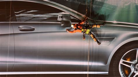 Megaposter aus Freiburg für Mercedes-Benz in Stuttgart - pexxo ...