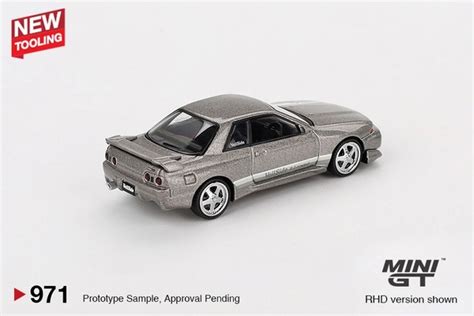 MINI GT #961: NISSAN SKYLINE GTR R32 VEILSIDE COMBAT CI VEILSIDE COMBAT ...