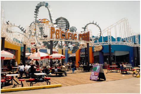 History of the Santa Monica Pier - Pacific Park® | Amusement Park on ...