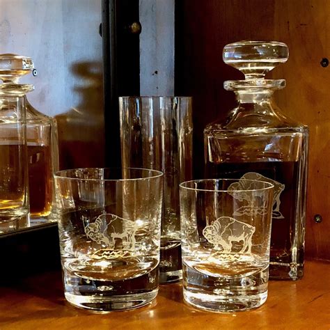 Essential Glassware Every Hotel Bar Must Have – Aryavarth Hotelwares