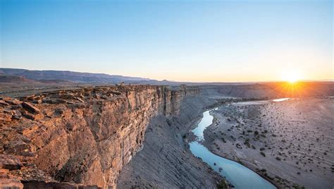 Fish River Canyon in Namibia: Tours & Travel Guide