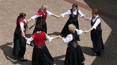 Round Dance To Hobby - Free photo on Pixabay - Pixabay