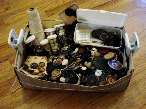 Cheapest Button Box 的图像结果