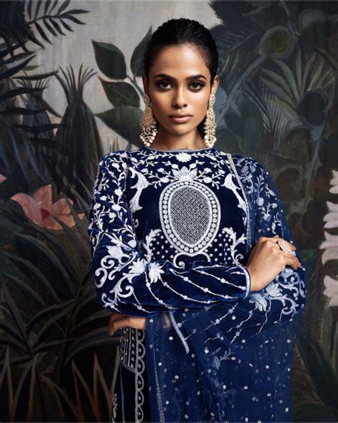 Buy Claudia Beige And Blue Kurta Kurta Set - Falguni Shane Peacock