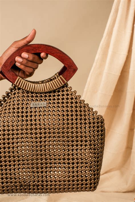 Gold Kai Koodai – Elegant Handcrafted Wire Basket with Wooden Handles ...