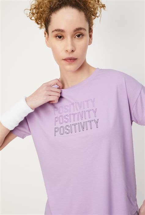 Buy Sports T-shirts for Women Online in India | Max Fashion