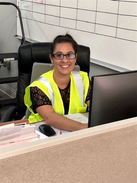 SRS Distribution Office Photos