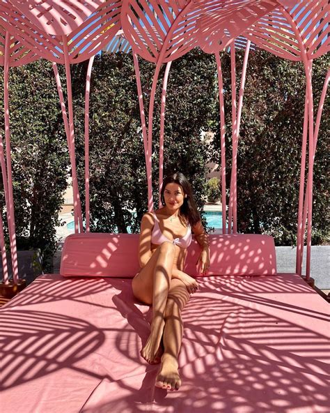 Jacqueline Lord : r/celeb_barefoot