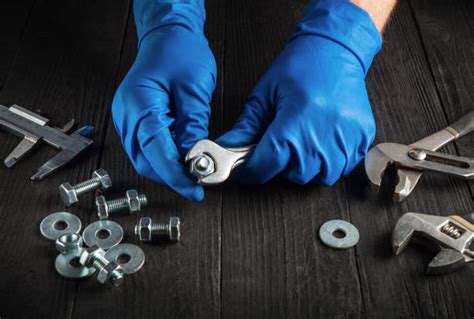 Expanding Bolt Tutorial 的图像结果