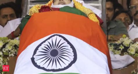 Why can't we order exhumation of Jayalalithaa's body, asks Madras HC ...