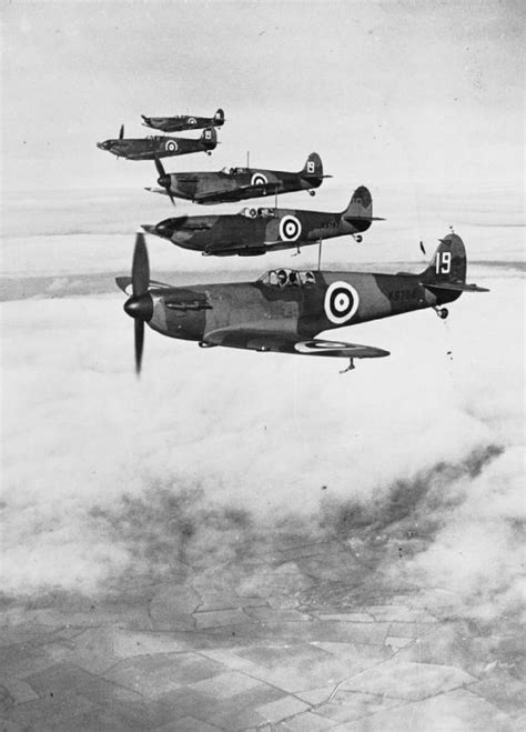 They Intend to Circumnavigate the Globe in a Spitfire for the 80th ...