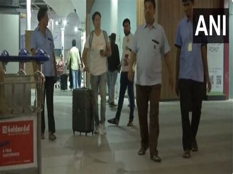 Two Go First flights diverted to Gujarat's Surat Airport reach Mumbai