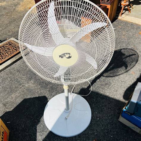 Hampton Bay Floor Fan