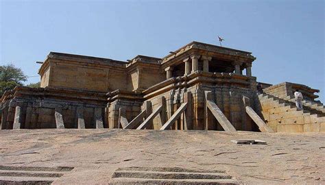 Shravanabelagola Temples: The Best Places For All Pilgrims!