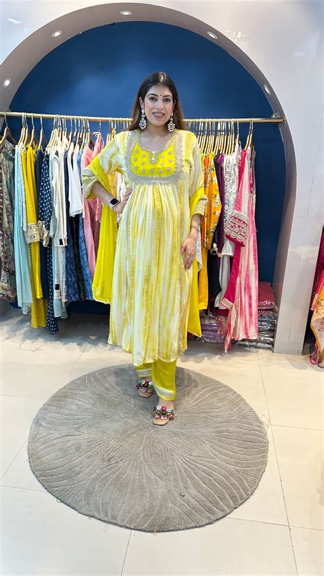 Shibori tie & dye print crepe suit with intricate thread embroidery ...