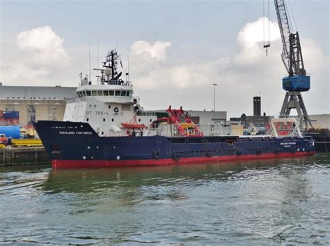 IT INTEGRITY, Offshore Tug/Supply Ship - Details and current position ...
