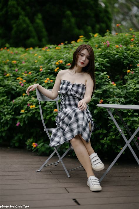 배경 화면 : 희미한 배경, 의자, plaid dress, 여자 3333x5000 - shishimaru - 2402044 ...