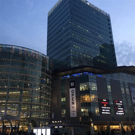 TIMES SQUARE MALL (2025) All You Need to Know BEFORE You Go (with ...