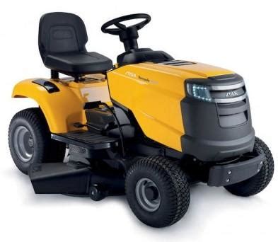 Trattorino tosaerba STIGA TORNADO 3098 H cambio  