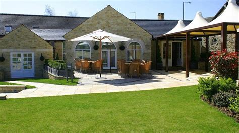NUMBER FOUR AT STOW HOTEL & RESTAURANT (Stow-on-the-Wold) - Hotel ...