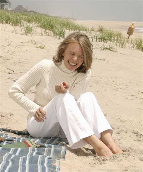 Coastal Grandma Aesthetic: 11 Outfit Ideas to Get the Look | Who What Wear