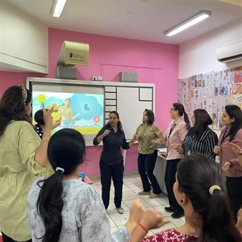 Ms. Chitwan led an engaging microteaching session focused - Kothari ...