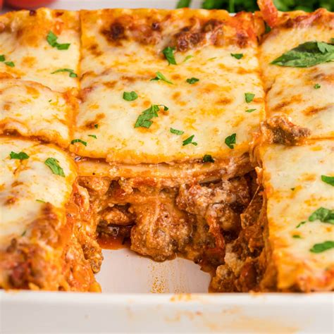 Easy Lasagna Recipe Easy Homemade Lasagna Recipe | Classic Lasagna