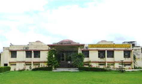 Welcome to Indian Institute of Soil Water Conservation