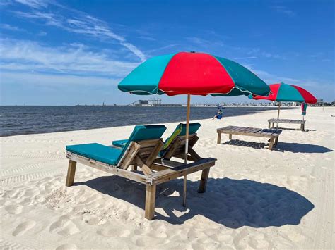 11 Best Things To Do In Gulfport, Mississippi For A Beach Getaway