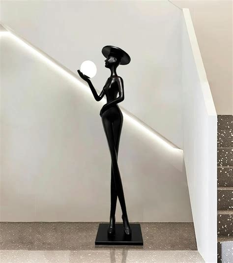 Lexa Sculpture Floor Lamp - Docos