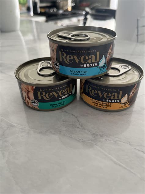 Reveal Cat food. This brand popped up in my grocery store recently. For ...