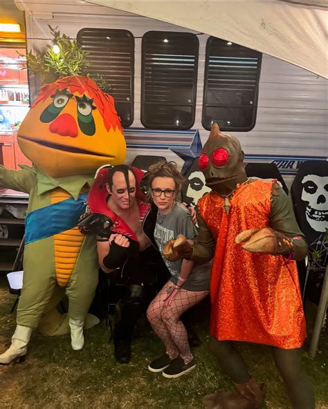 Fox News' Kat Timpf sends defiant message from Coachella as she makes ...