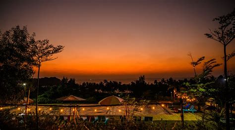 LOVER VIEW POOL BAR & BUNGALOWS (Ngwe Saung) - Hostel Reviews & Photos ...