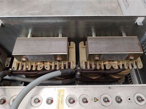 Rexroth Indramat Diax03 Servo Drive Dkr04 230V 50/60Hz – Aeliya Marine Tech